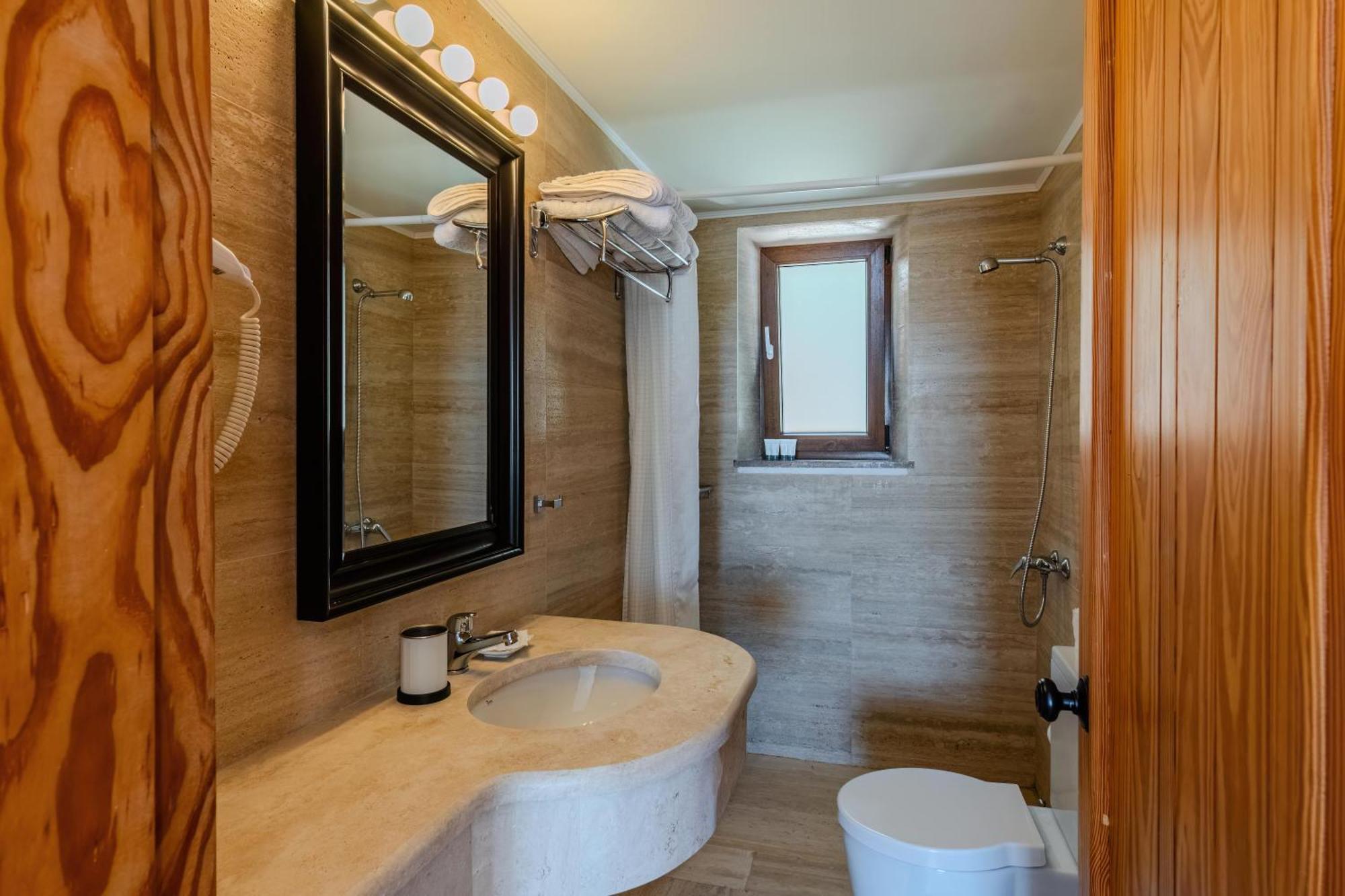 Annapolis Hotel Himara Kültér fotó